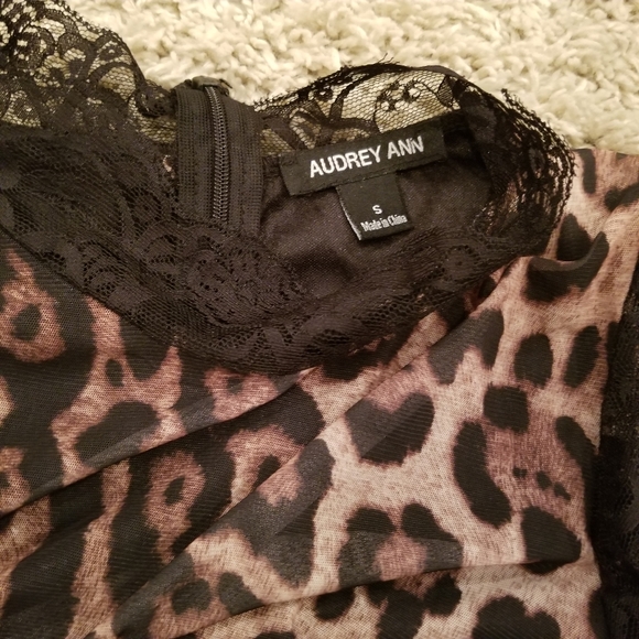 Leopard Print Lace Dress - Picture 5 of 5